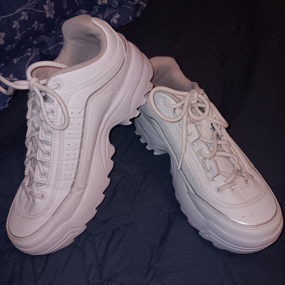 Avia Women's White Sneakers